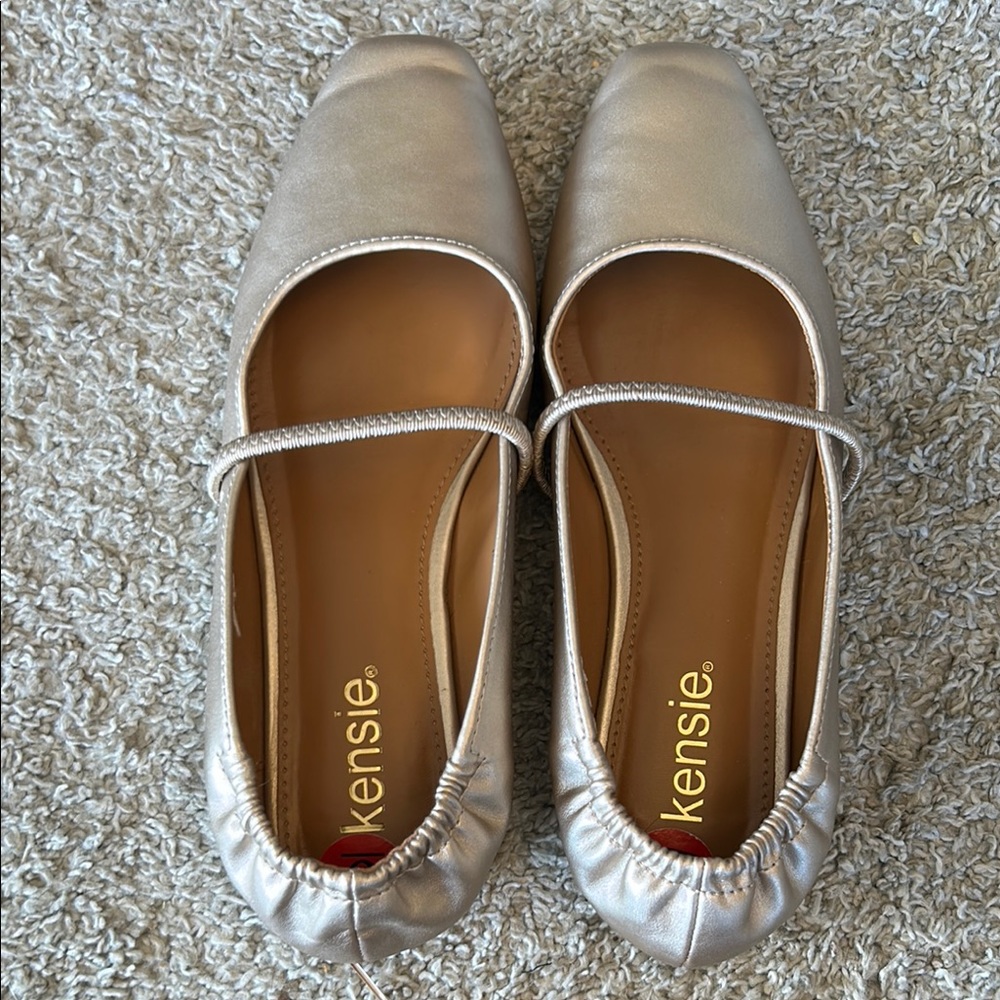 kensie gold/metallic square toe ballet flats, sz 6